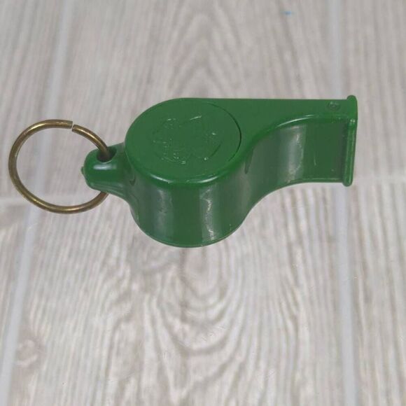 Vintage Girl Scouts of America Plastic Whistle Green with Cork Ball Inside - Picture 8 of 10